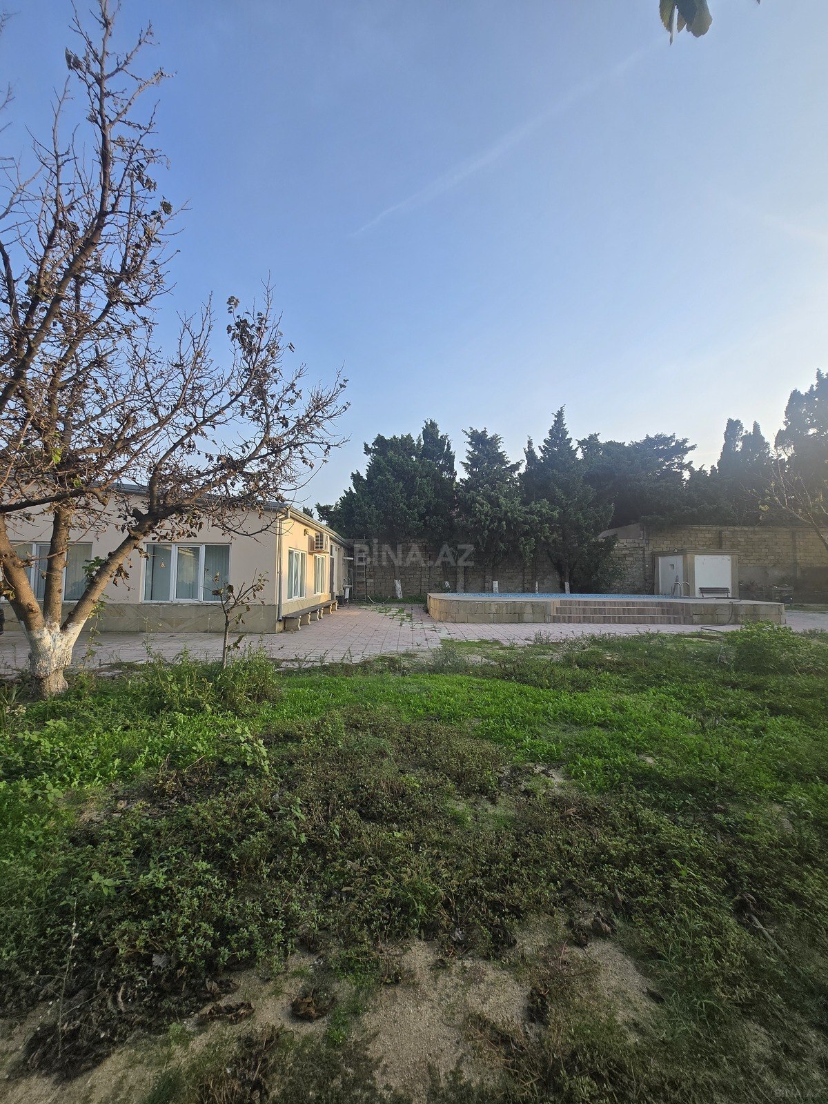 Torpaq satılır, Bilgəh, Bakı