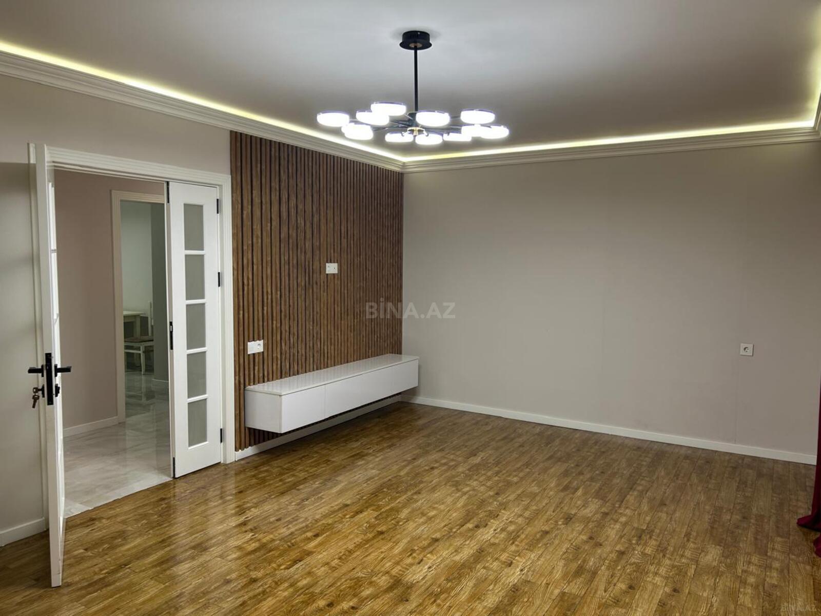 5-room apartment for rent, Baku