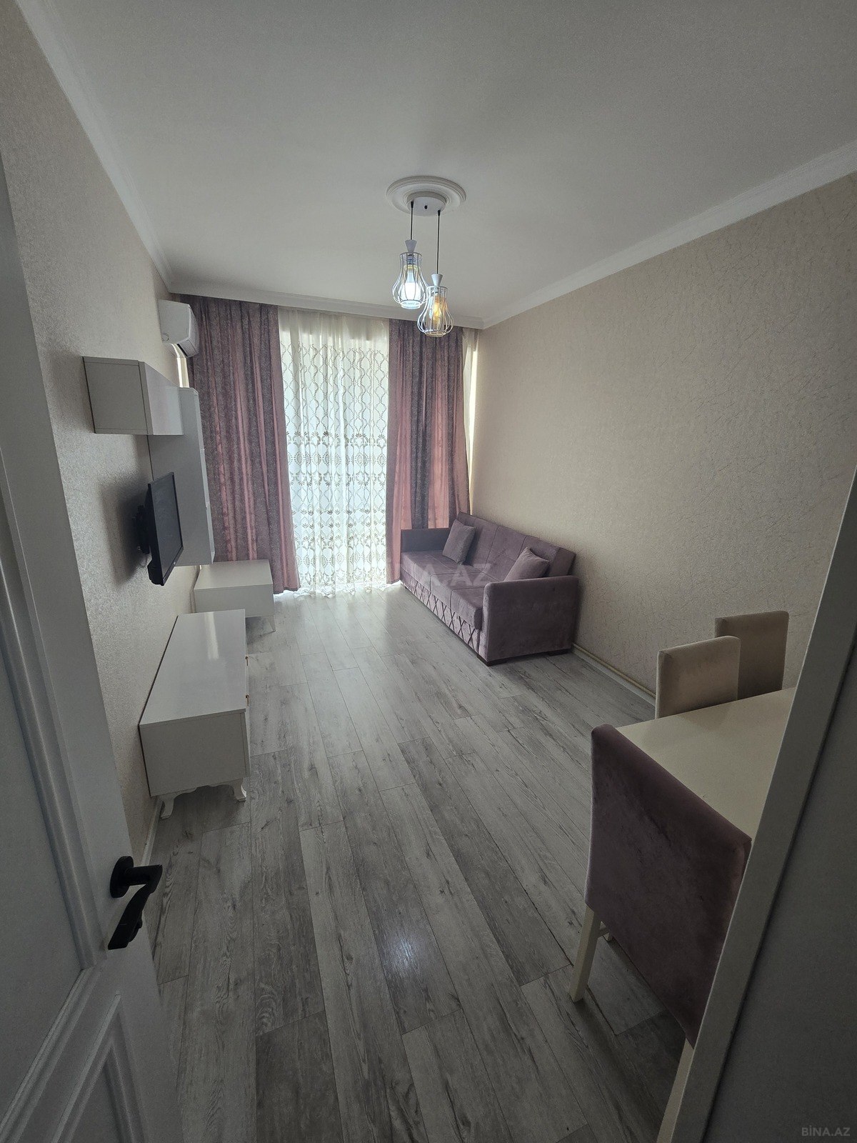 2 otaqlı mənzil kirayə verilir, Bakı