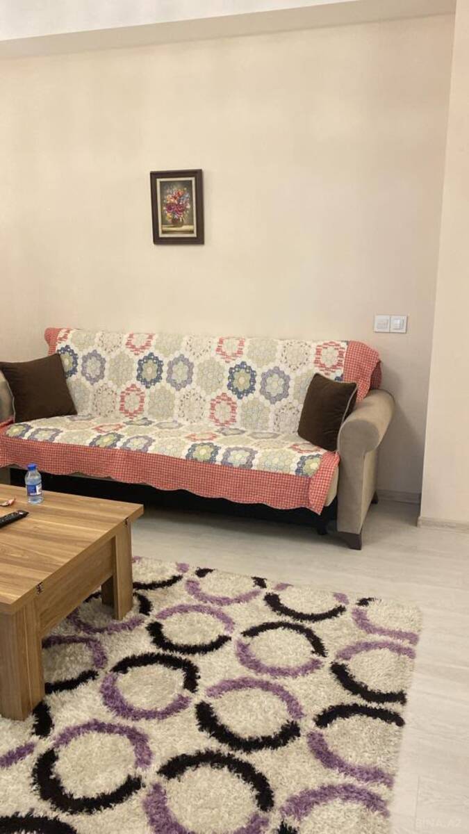 2 otaqlı mənzil kirayə verilir, Bakı