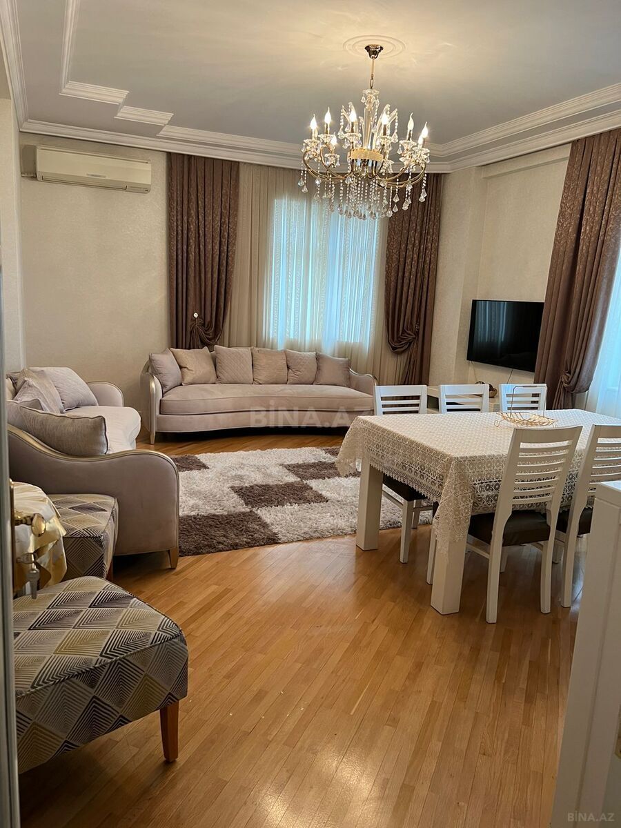 3 otaqlı mənzil satılır, Bakı