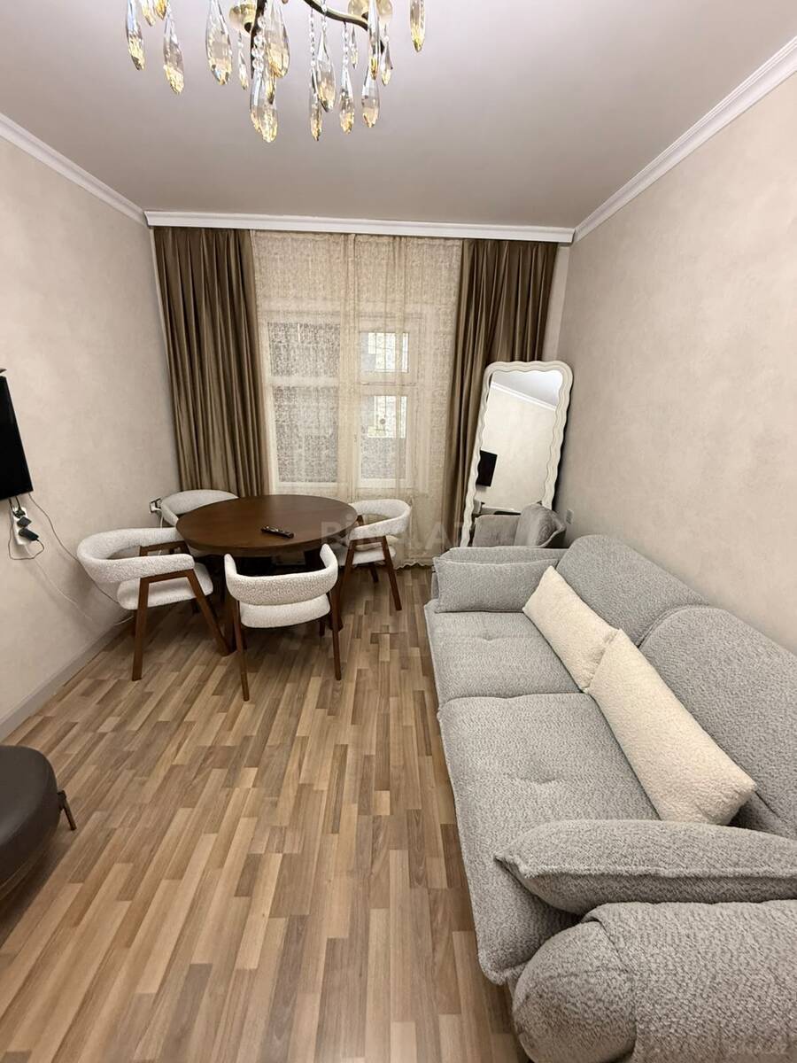 3 otaqlı mənzil kirayə verilir, Bakı