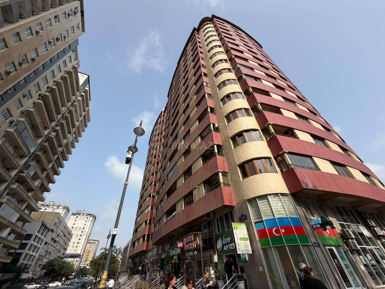 4-комн. квартира на продажу, Насими, Баку