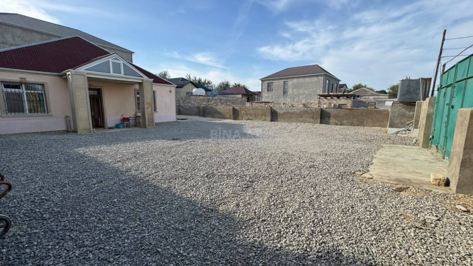 4 otaqlı həyət evi satılır, Binə, Bakı