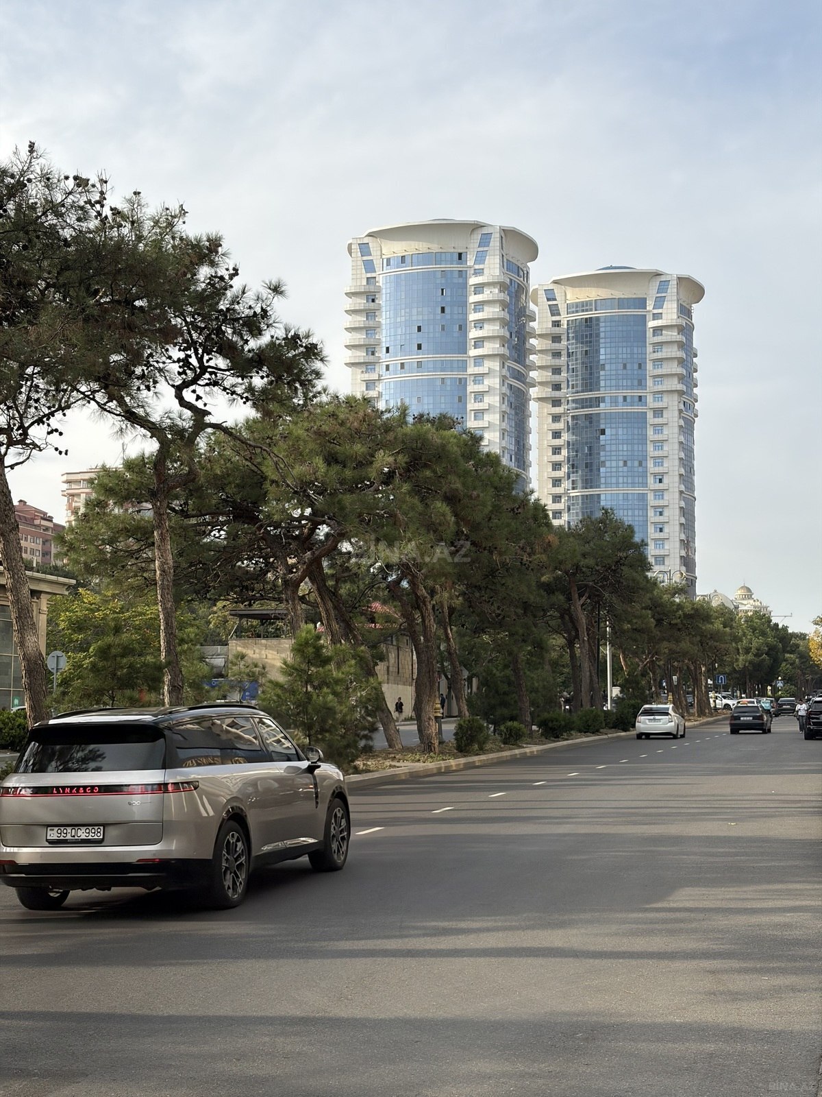 4 otaqlı mənzil satılır, Bakı