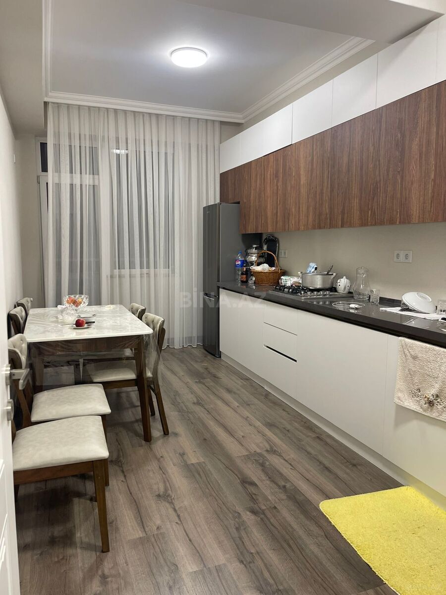 3 otaqlı mənzil satılır, Bakı