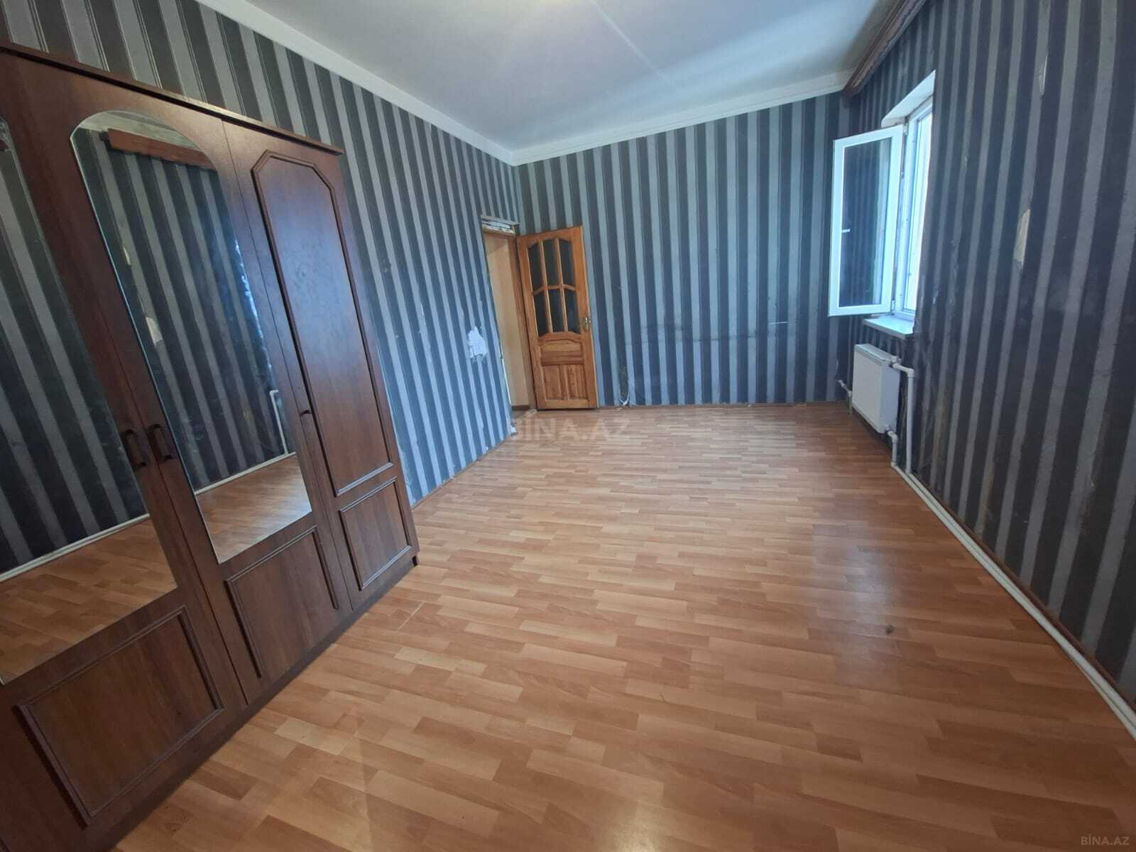 1 otaqlı mənzil satılır, Suraxanı, Bakı
