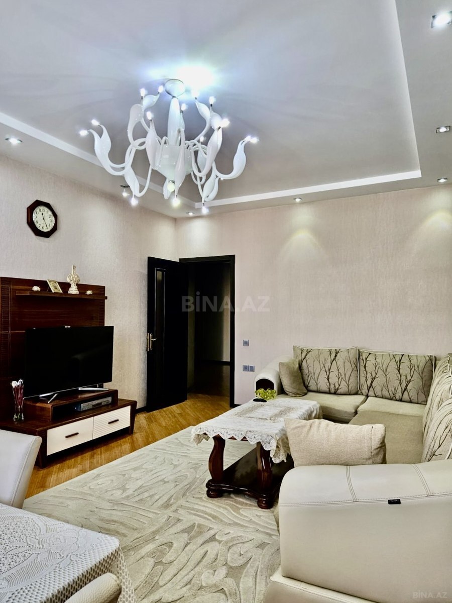 3 otaqlı mənzil satılır, Bakı
