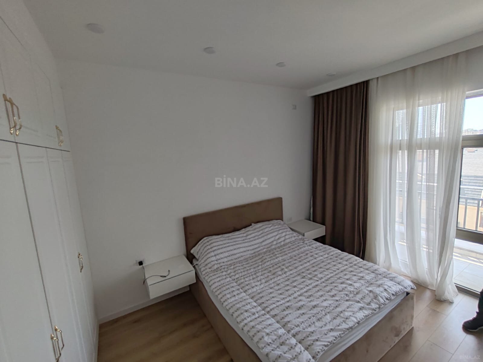 3 otaqlı mənzil kirayə verilir, Ağ şəhər, Bakı