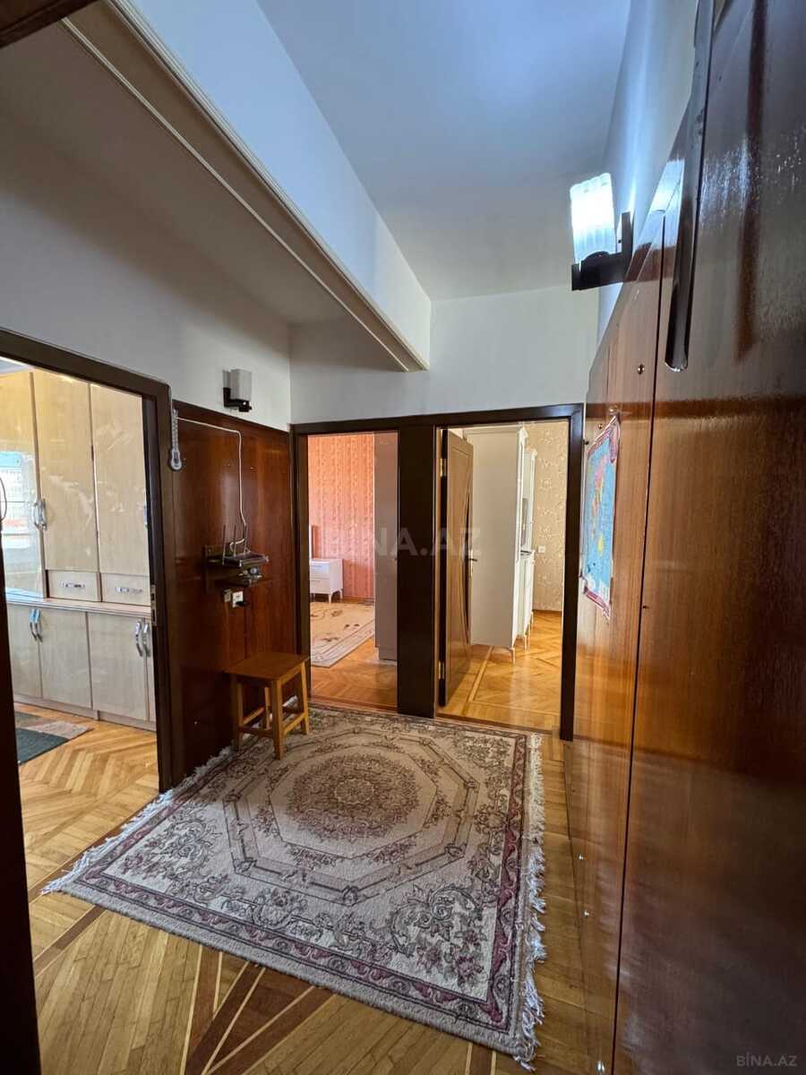 9 otaqlı mənzil satılır, Bakı