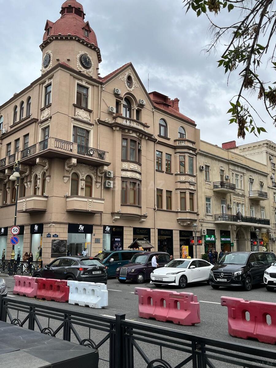 4 otaqlı mənzil satılır, Bakı