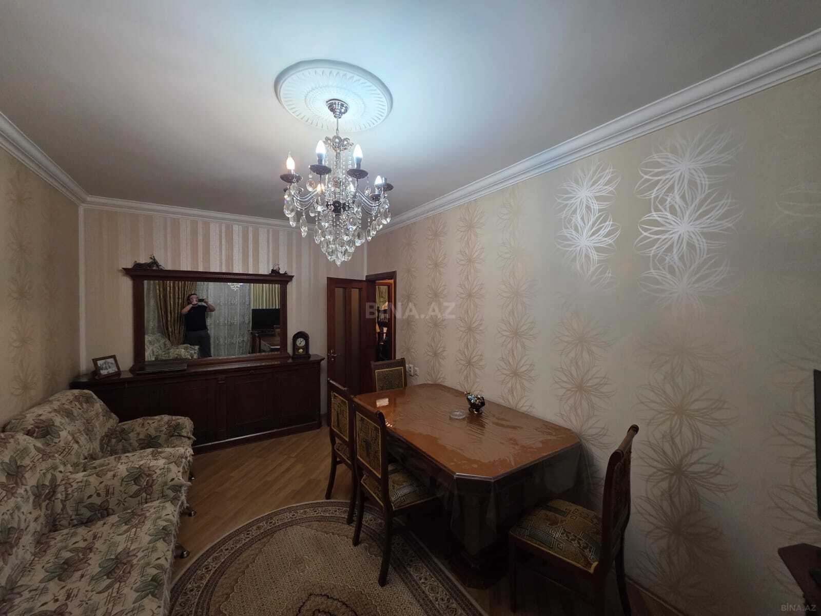 3 otaqlı mənzil satılır, 7-ci mikrorayon, Bakı