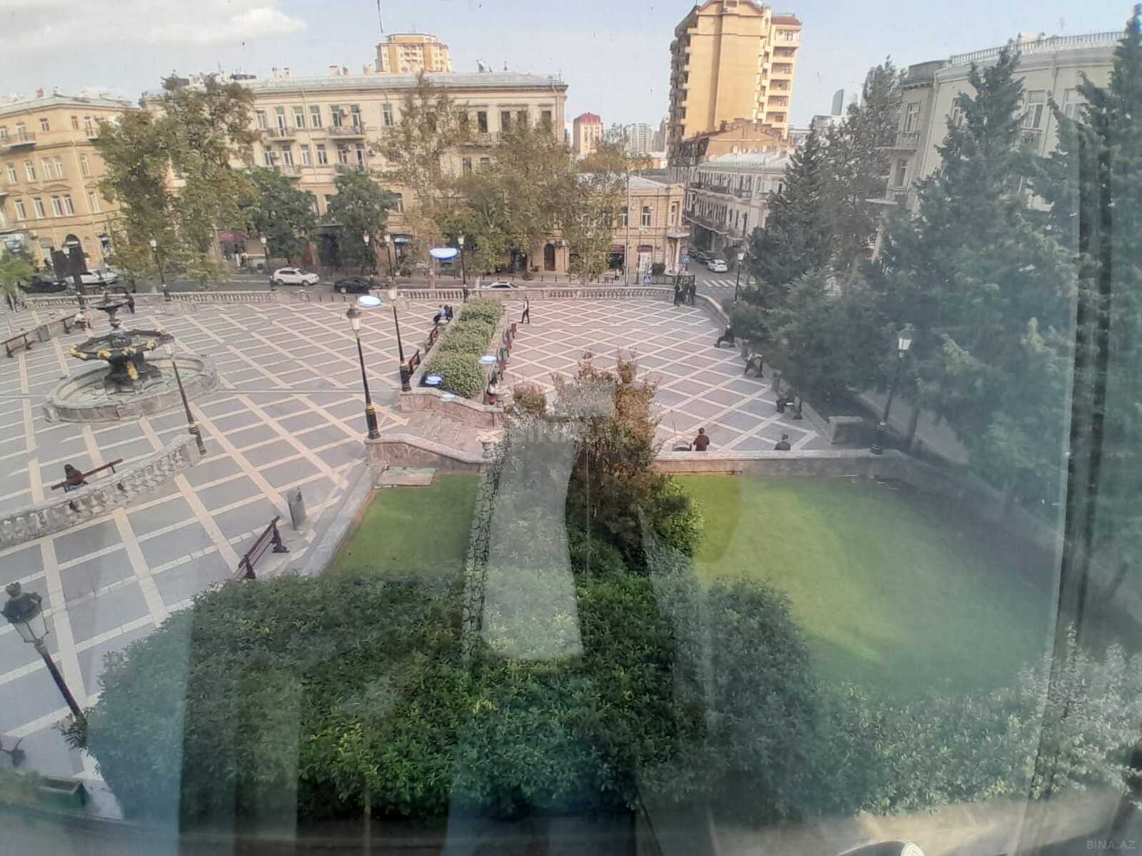 1 otaqlı ofis kirayə verilir, Bakı