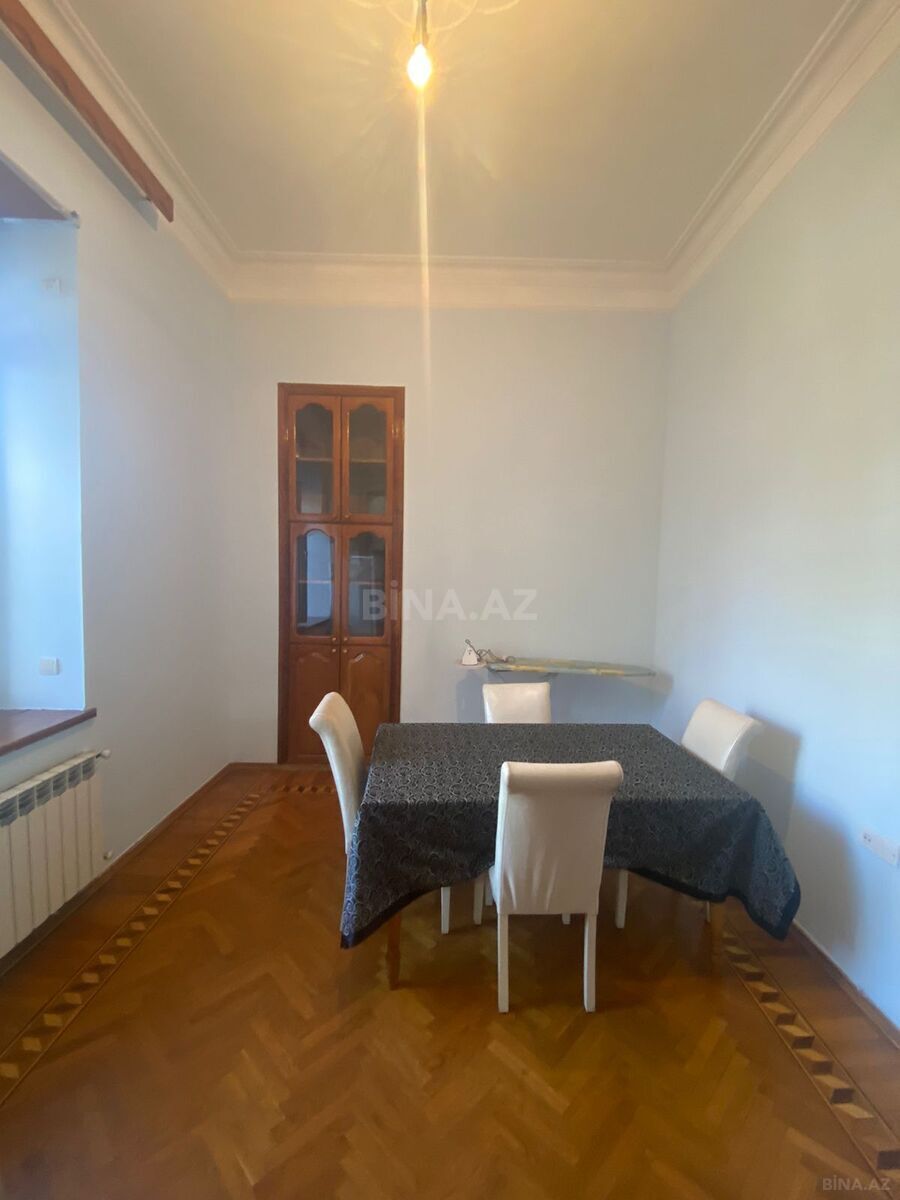 4-room apartment for rent, Baku