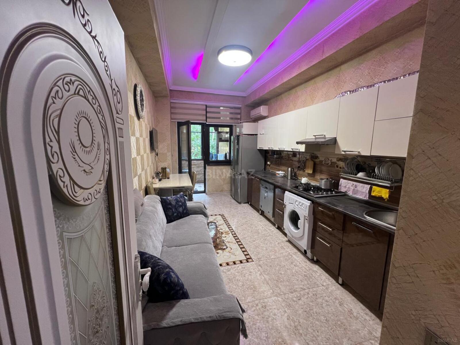 3 otaqlı mənzil satılır, Bakı