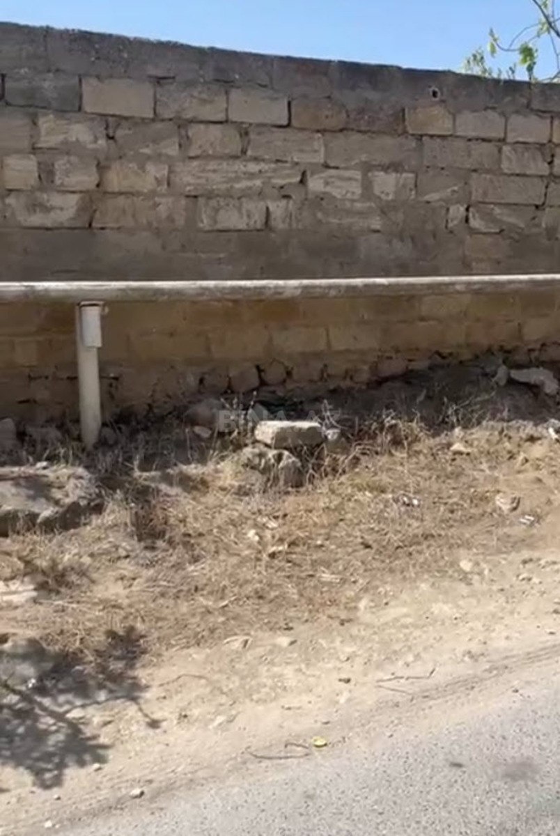Torpaq satılır, Albalılıq, Bakı