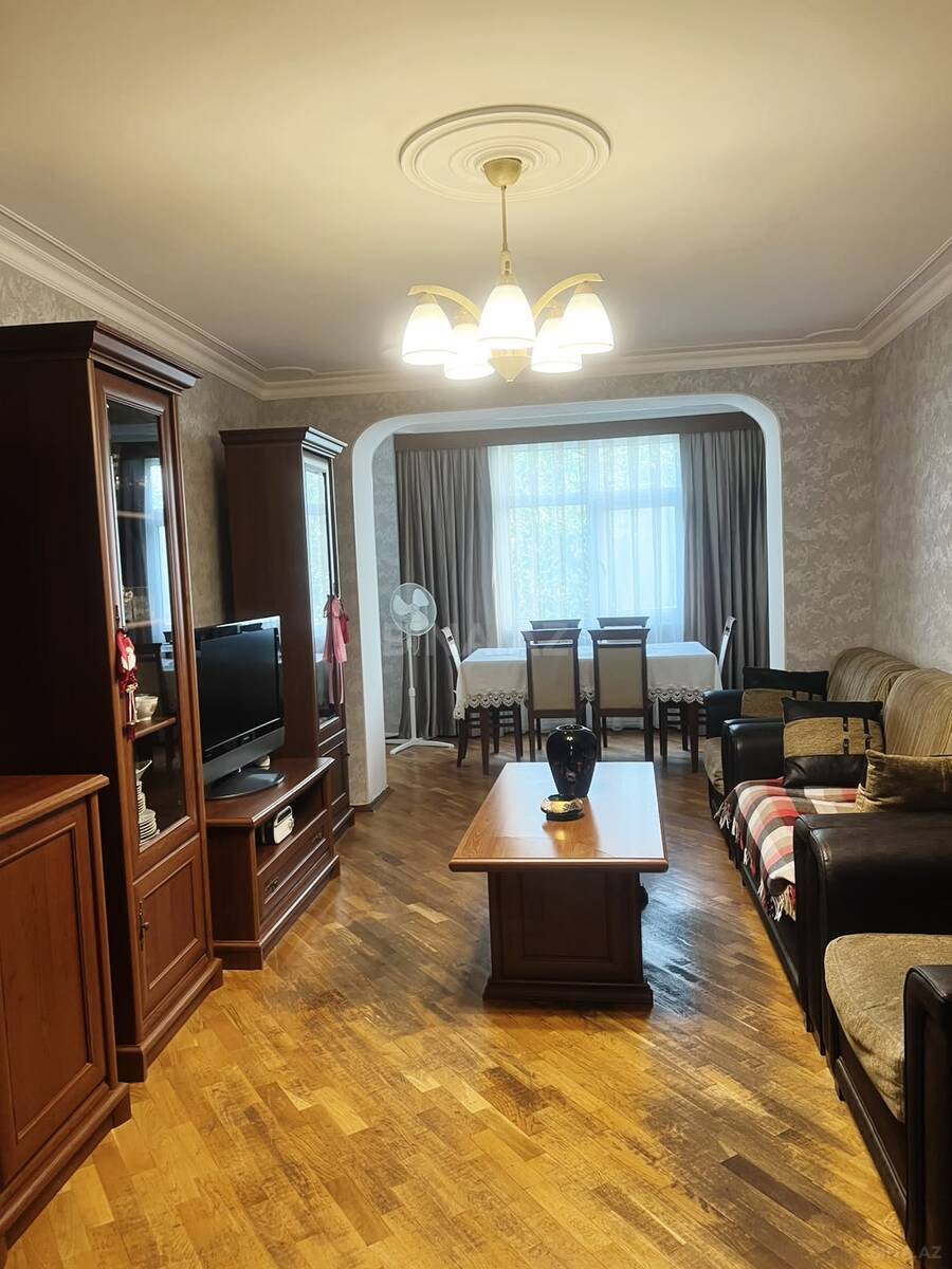 3 otaqlı mənzil satılır, Bakı