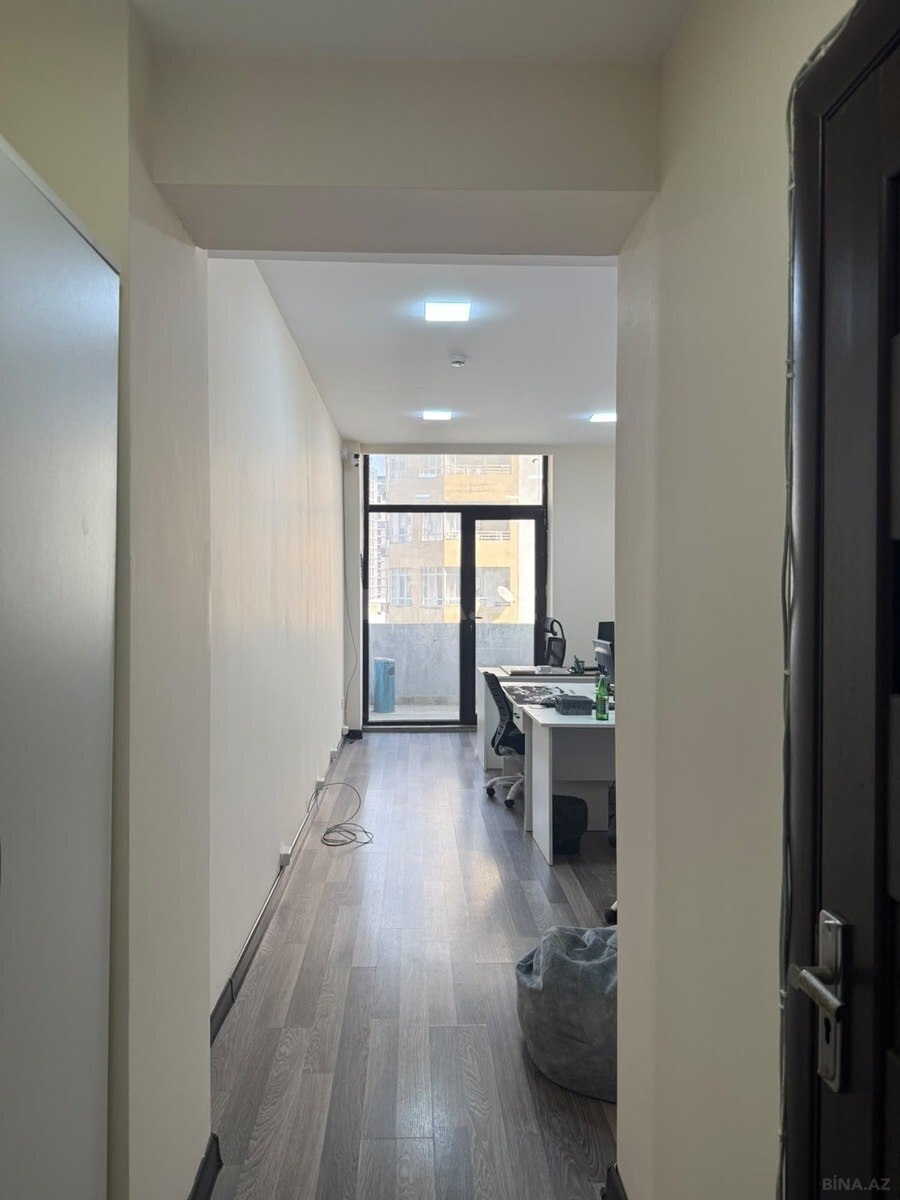 1 otaqlı ofis kirayə verilir, 28 May, Bakı
