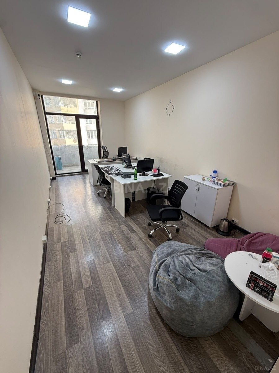 1 otaqlı ofis kirayə verilir, 28 May, Bakı