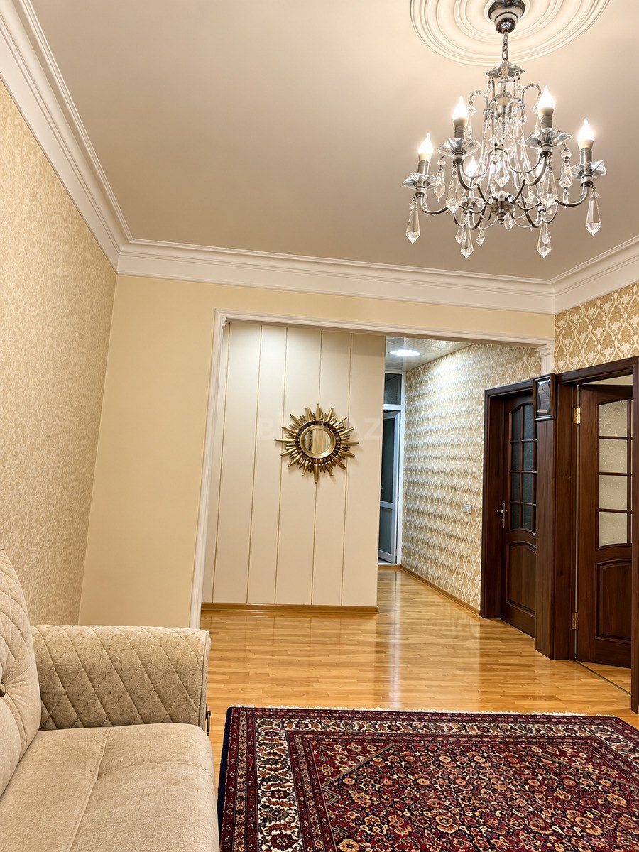 5-room apartment for sale, 28 May, Baku