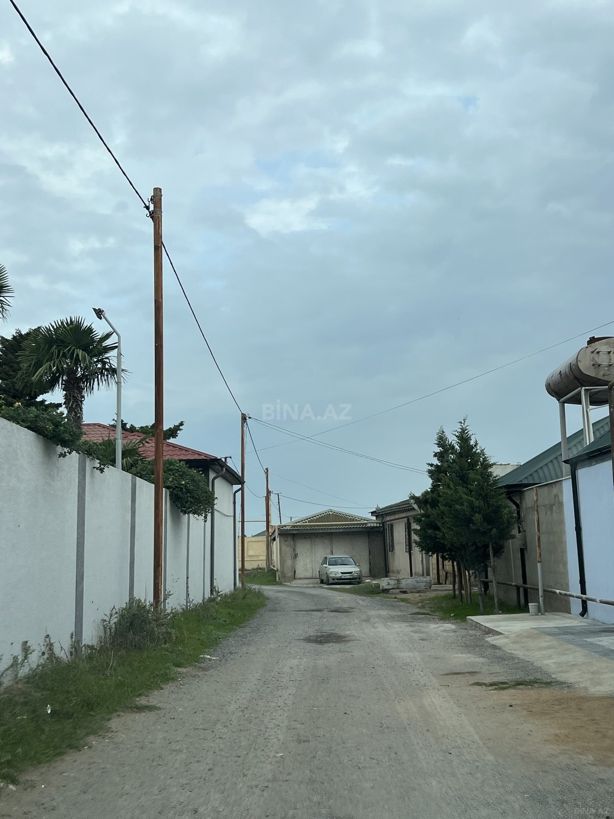Torpaq satılır, Buzovna, Bakı