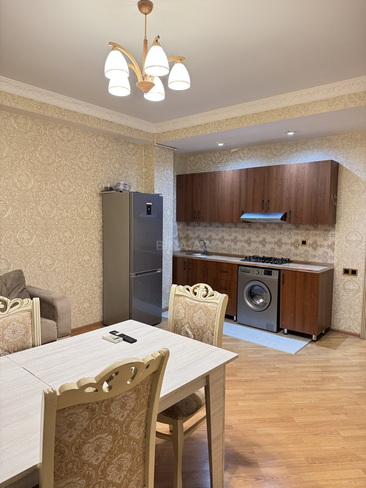 2-комн. квартира в аренду, Бакиханов, Баку