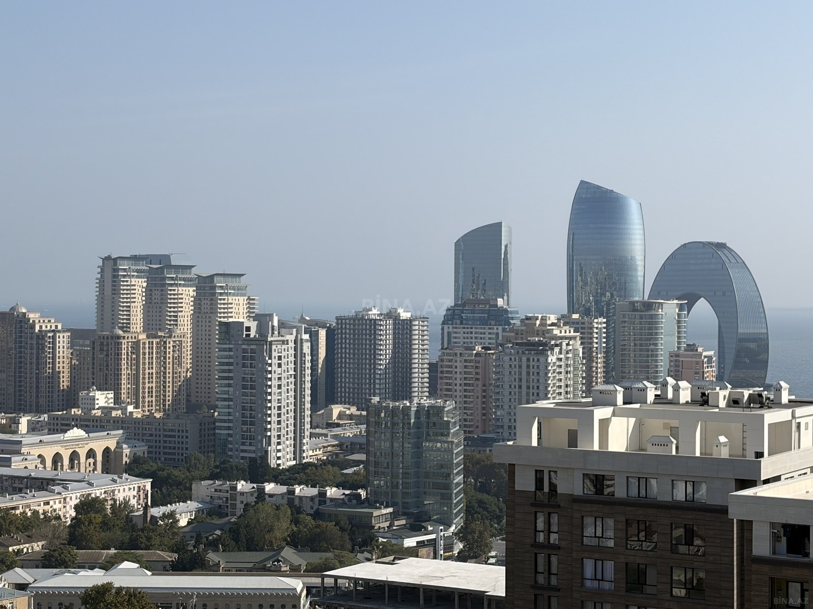 3-комн. квартира на продажу, 28 Мая, Баку