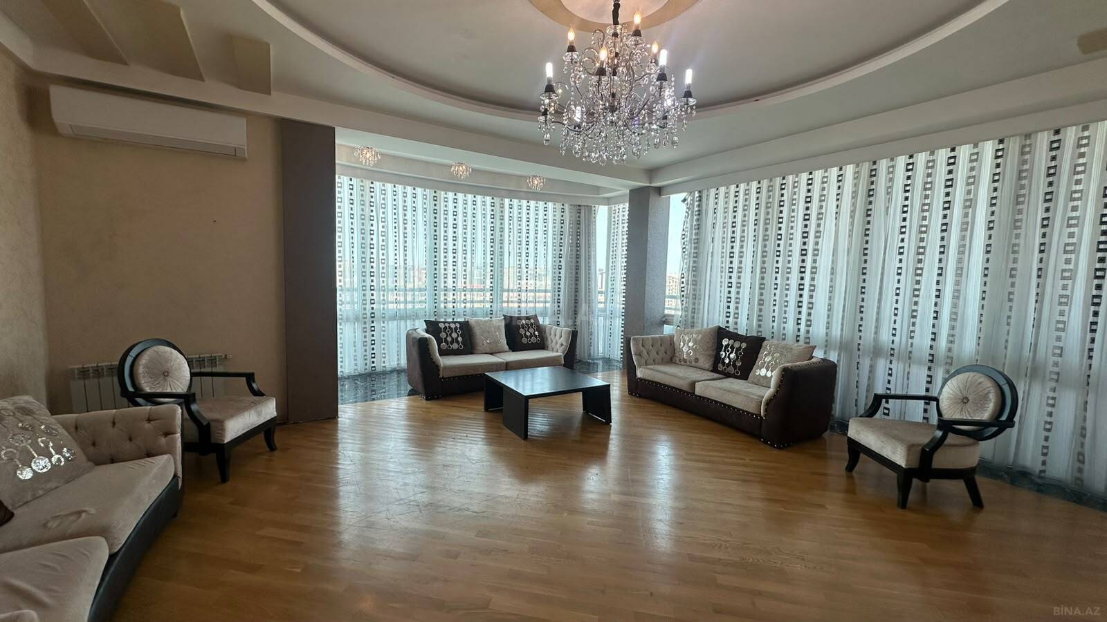 4 otaqlı mənzil kirayə verilir, 28 May, Bakı