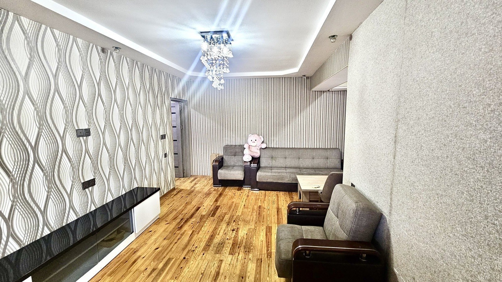 2 otaqlı mənzil kirayə verilir, Bakı