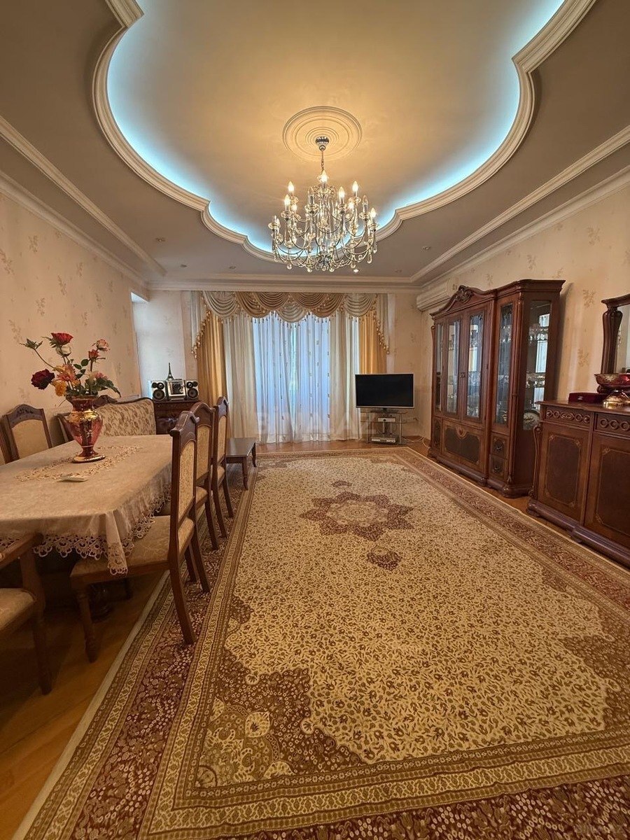 3 otaqlı mənzil satılır, 8-ci mikrorayon, Bakı