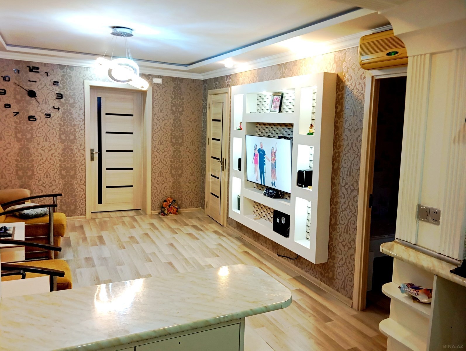 3 otaqlı mənzil kirayə verilir, Bakı