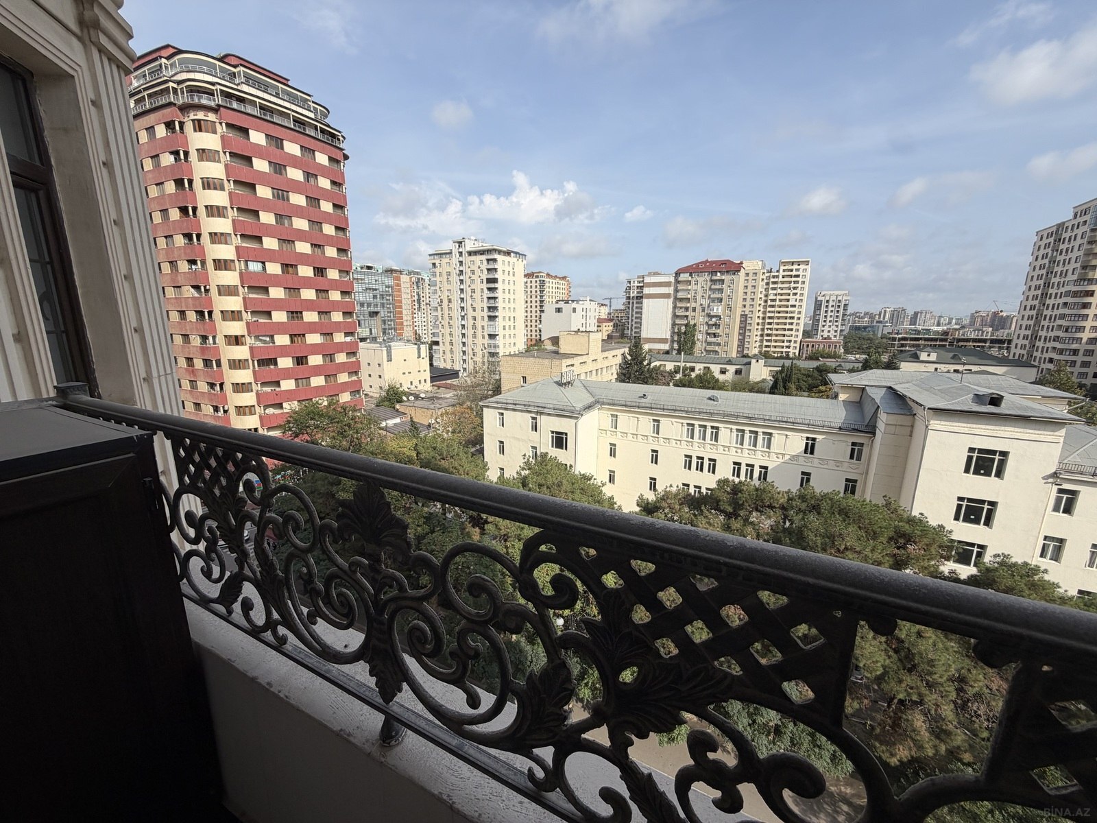 4 otaqlı mənzil satılır, Nəsimi, Bakı
