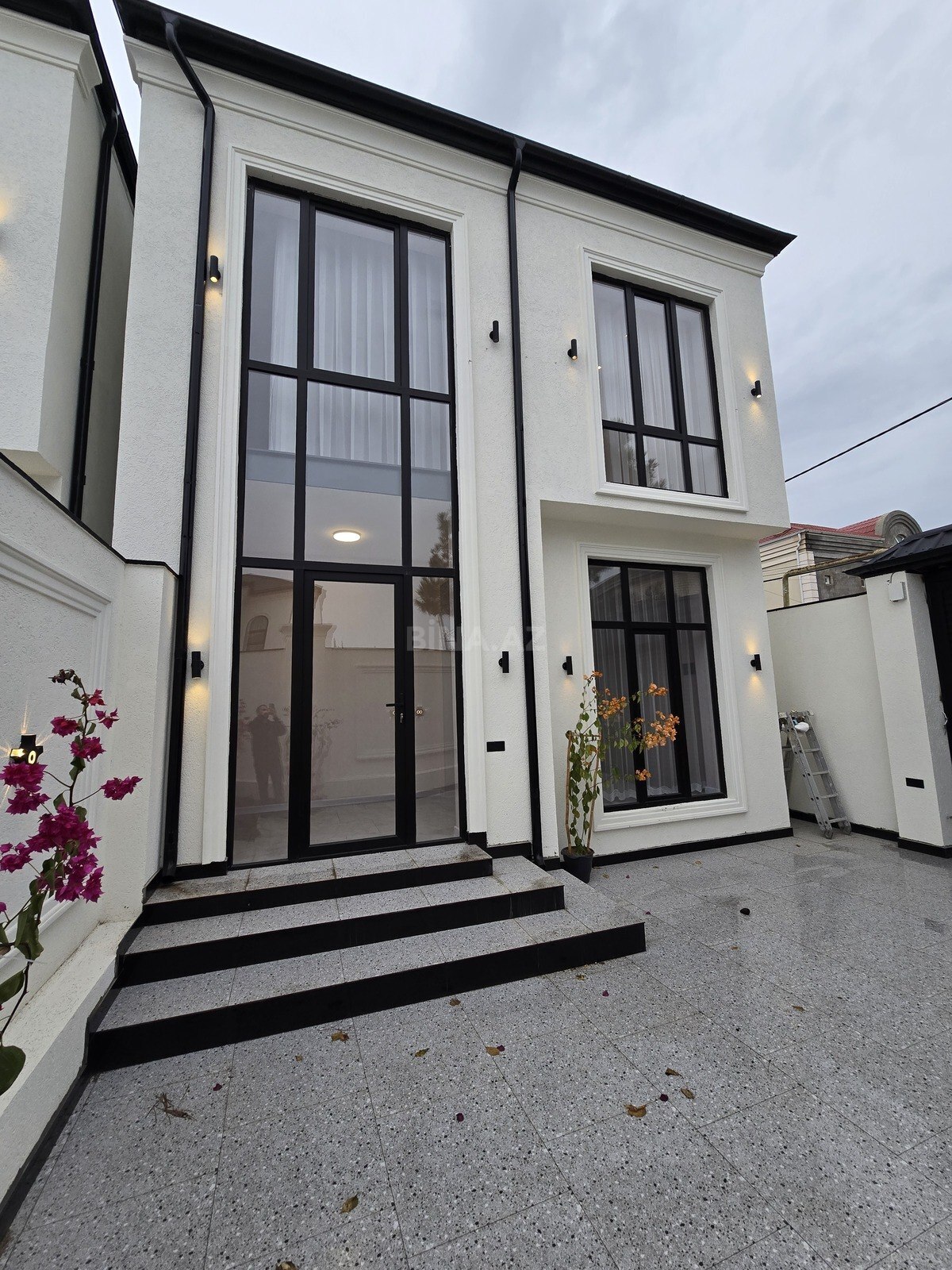 4 otaqlı həyət evi satılır, Şüvəlan, Bakı