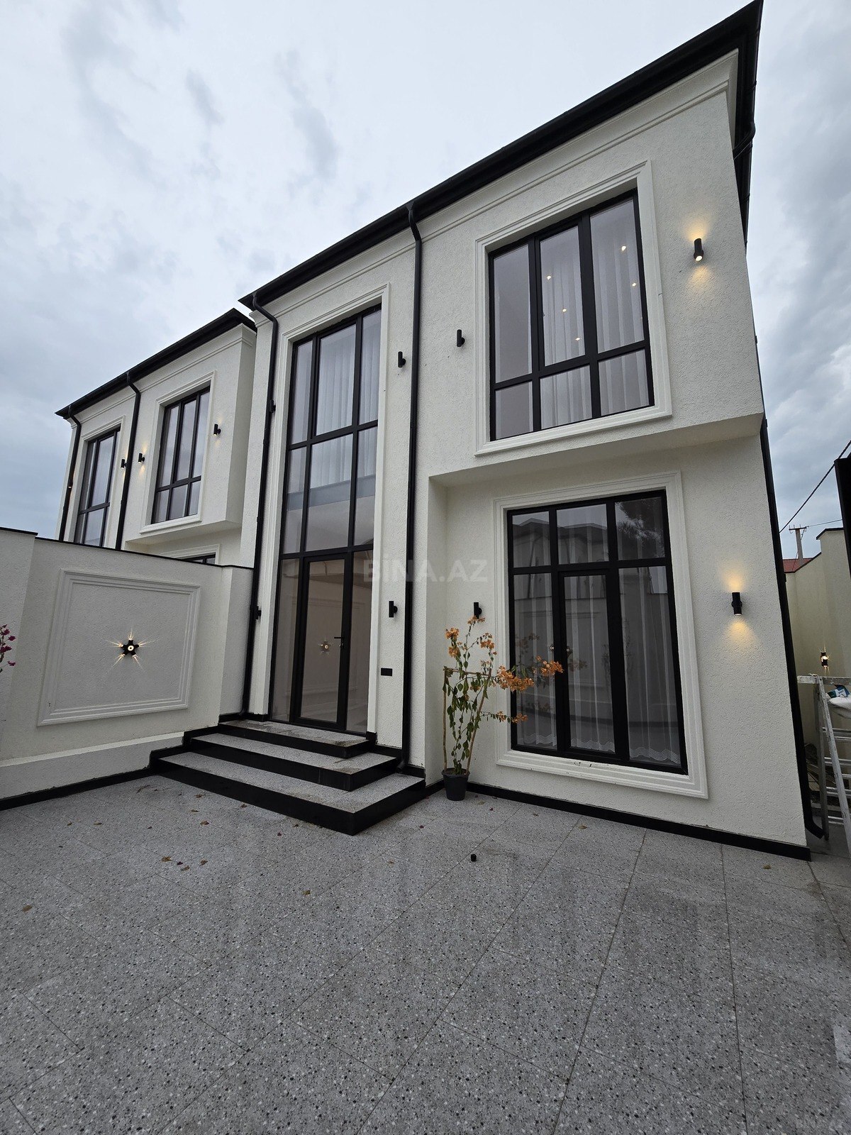 4 otaqlı həyət evi satılır, Şüvəlan, Bakı