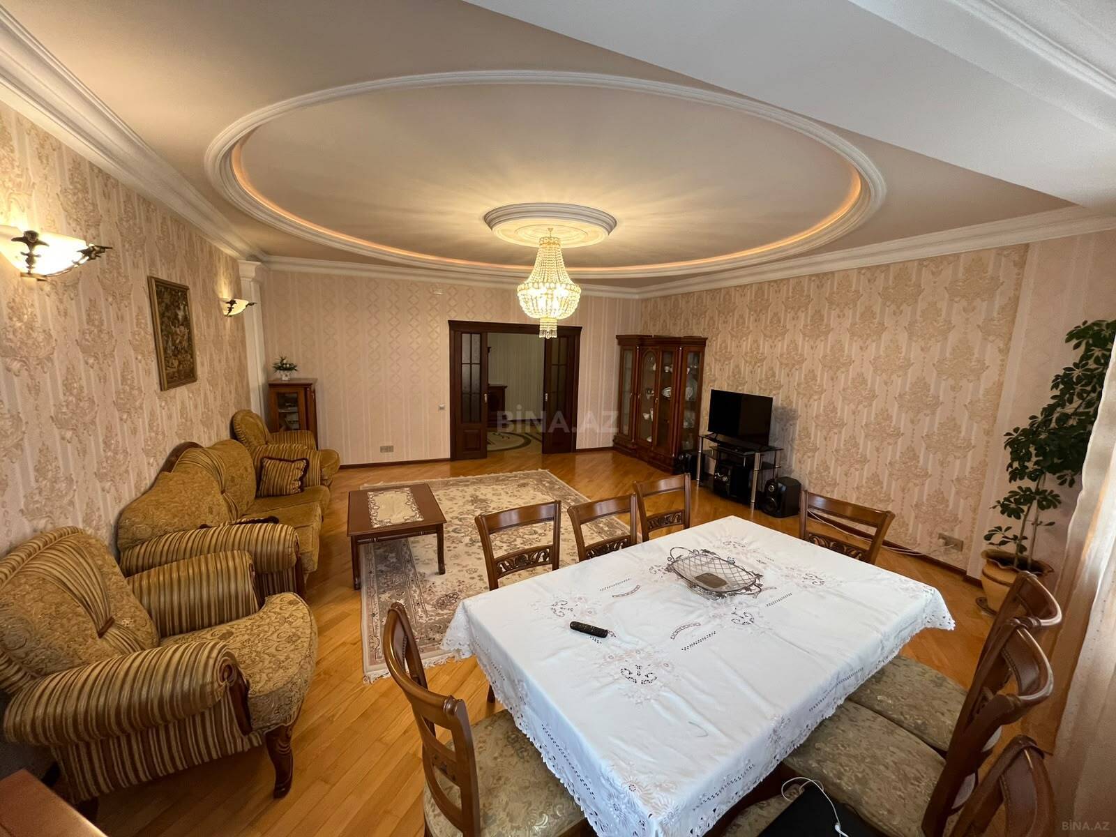 4 otaqlı mənzil satılır, 28 May, Bakı