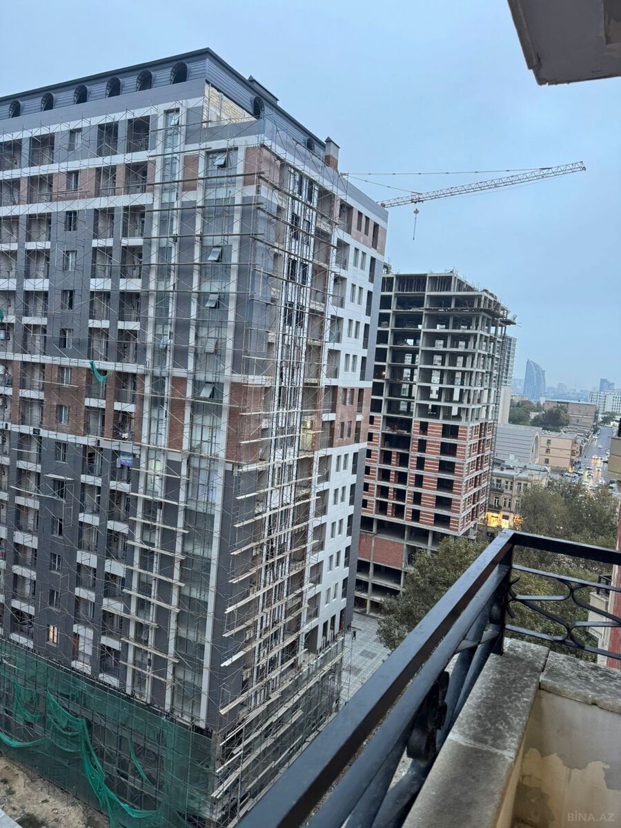 2-комн. квартира в аренду, 28 Мая, Баку