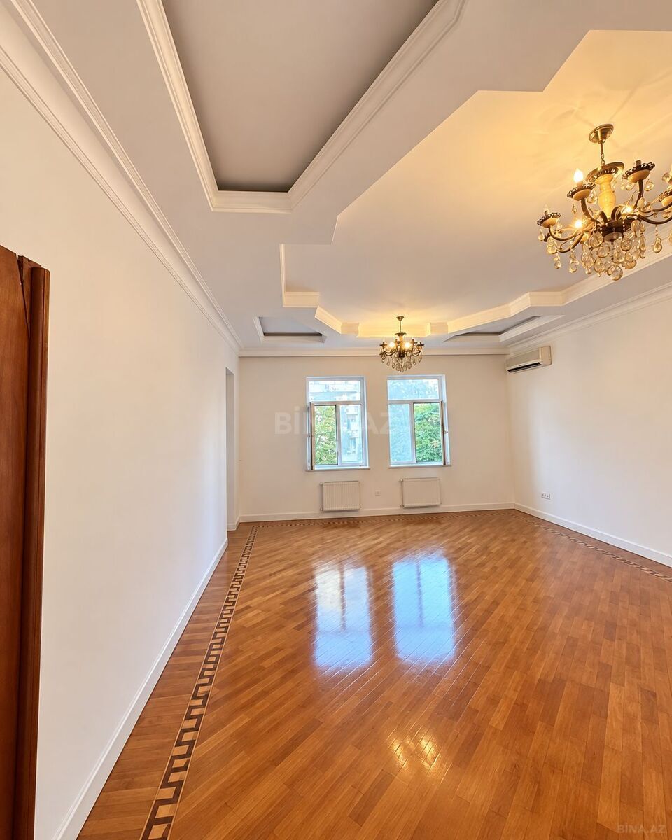5 otaqlı mənzil satılır, 8-ci mikrorayon, Bakı