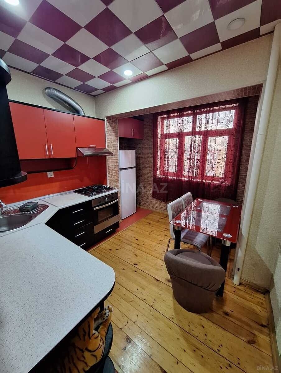 2 otaqlı mənzil kirayə verilir, 8-ci mikrorayon, Bakı