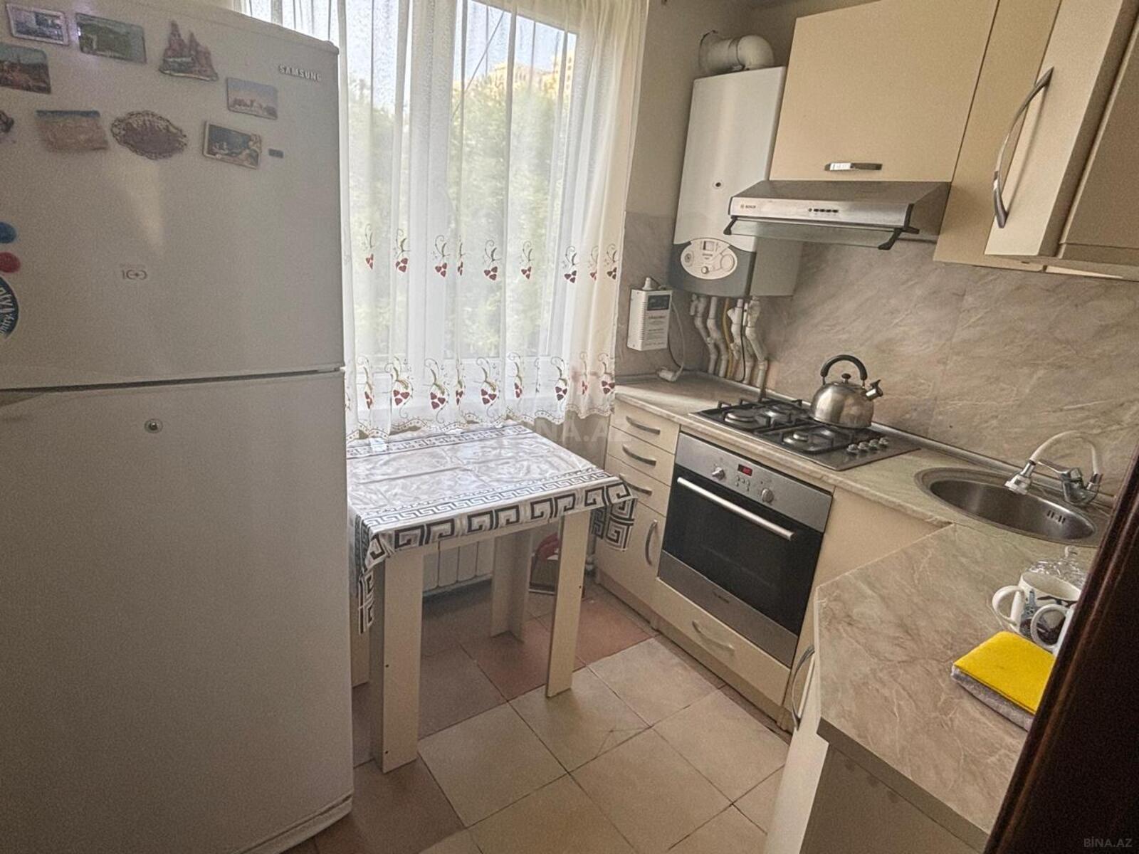 3 otaqlı mənzil kirayə verilir, Yasamal, Bakı