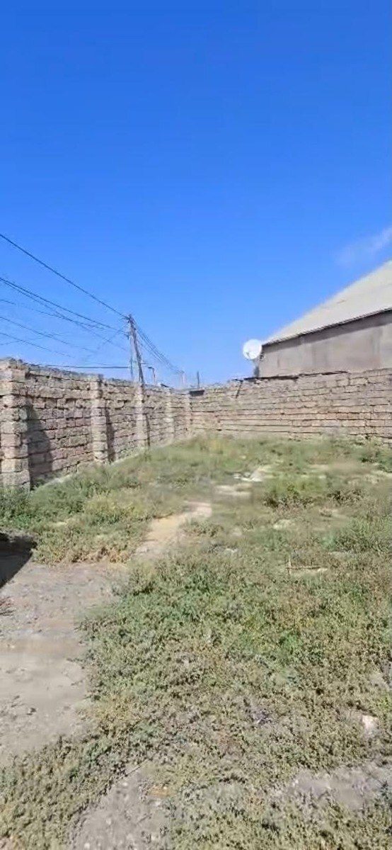 Torpaq satılır, Bakı