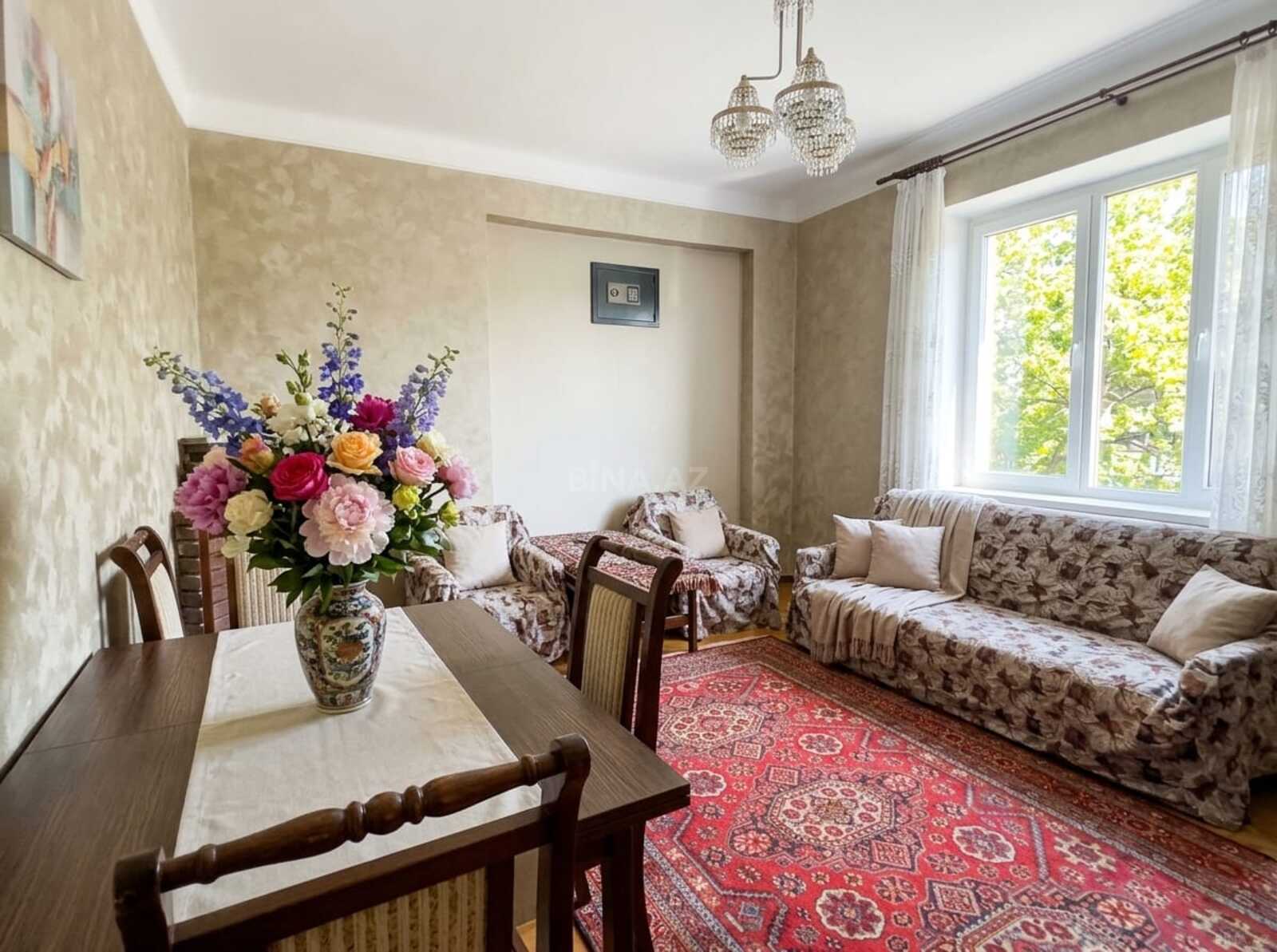 2 otaqlı mənzil kirayə verilir, Nəsimi, Bakı