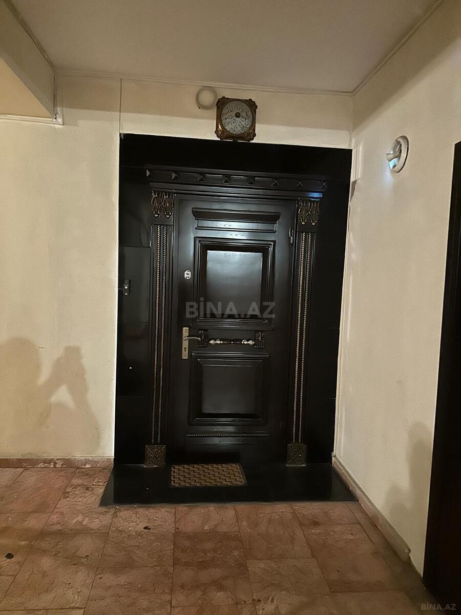 3-комн. квартира на продажу, 8-й микрорайон, Баку