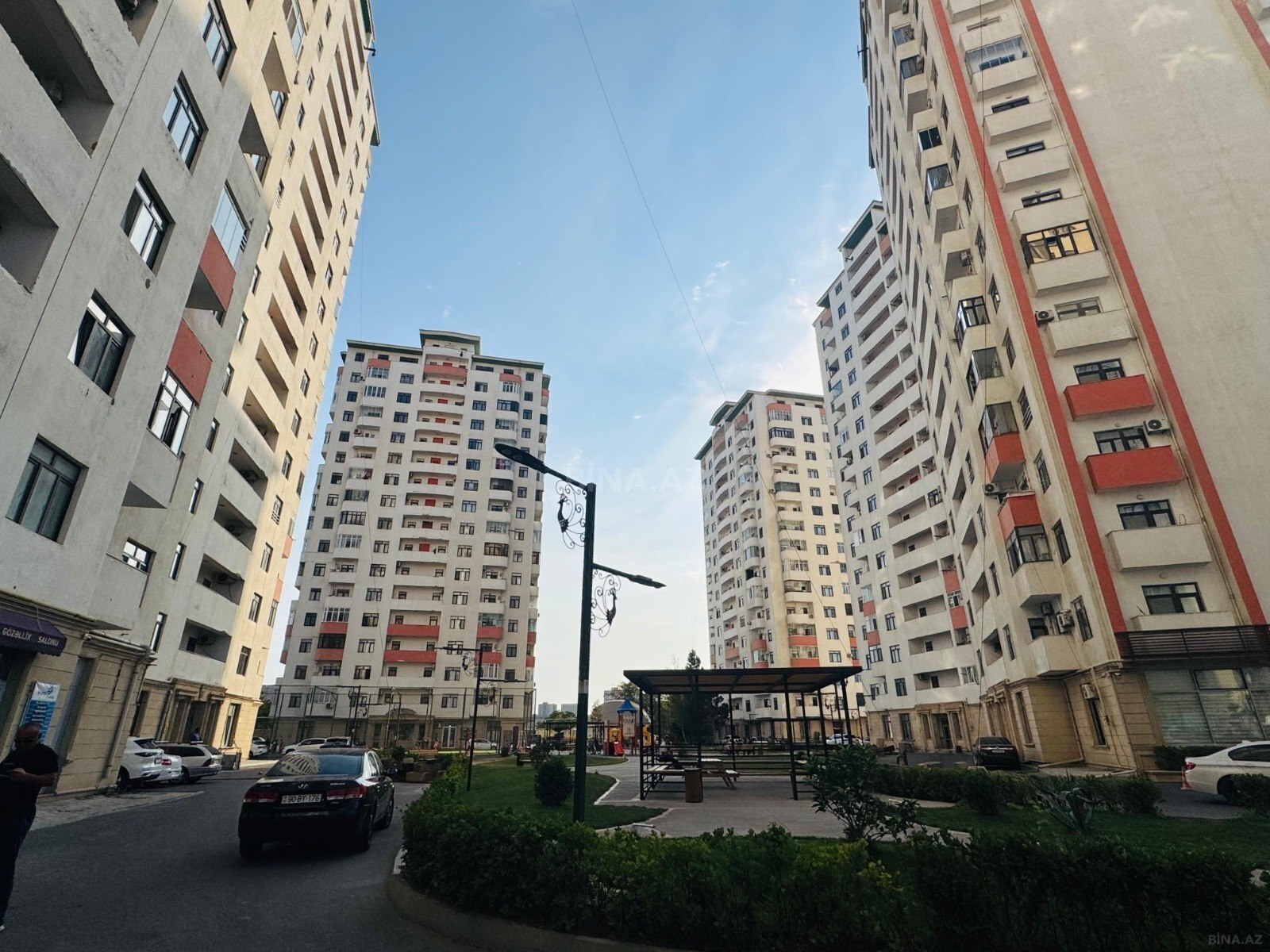 2 otaqlı mənzil satılır, Binəqədi qəs., Bakı