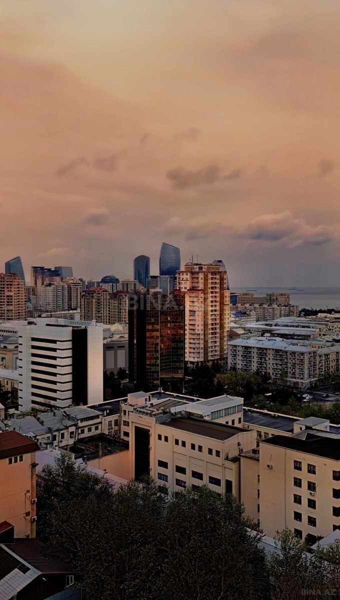 3 otaqlı mənzil satılır, 28 May, Bakı