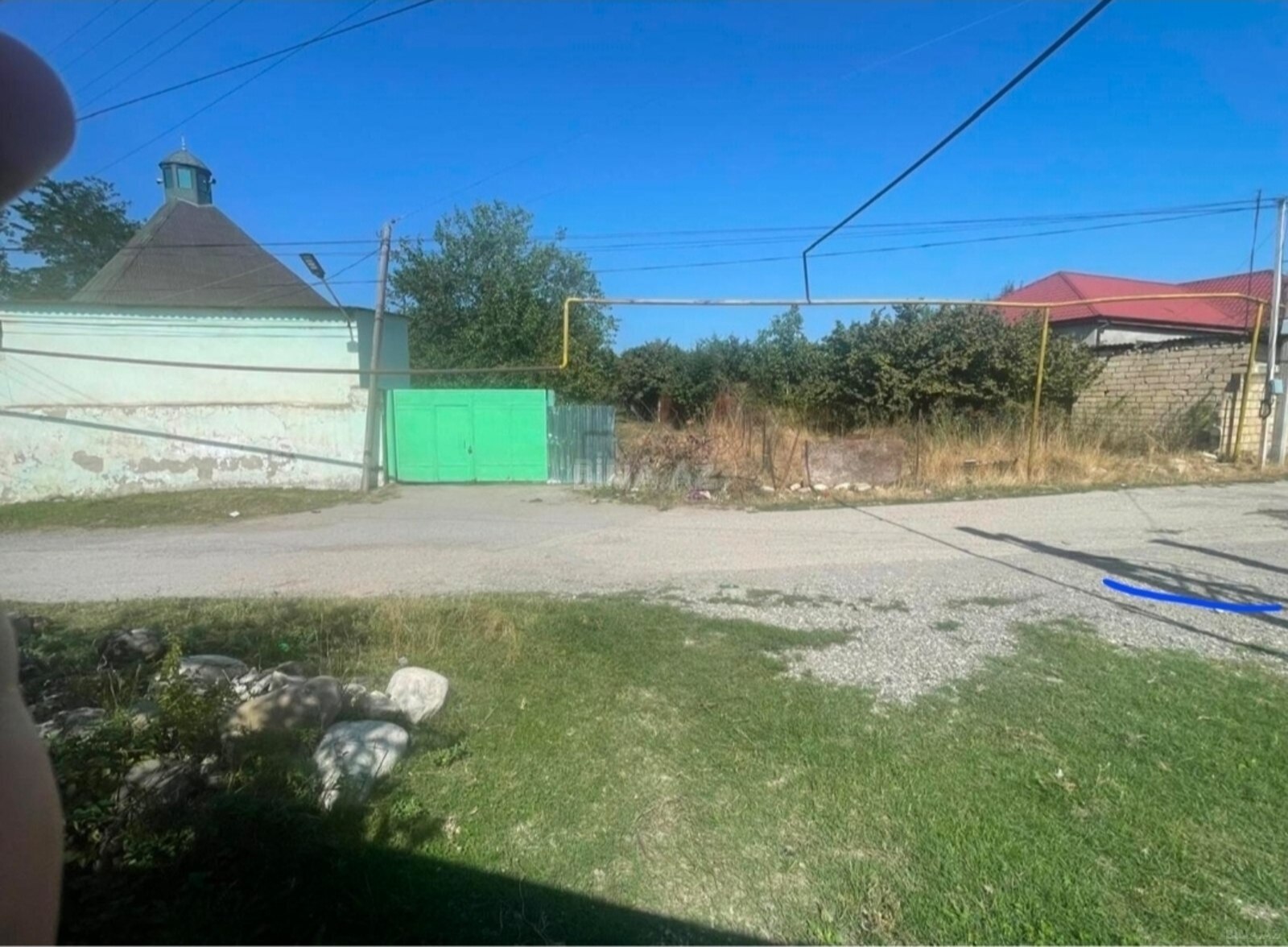 Torpaq satılır, Quba