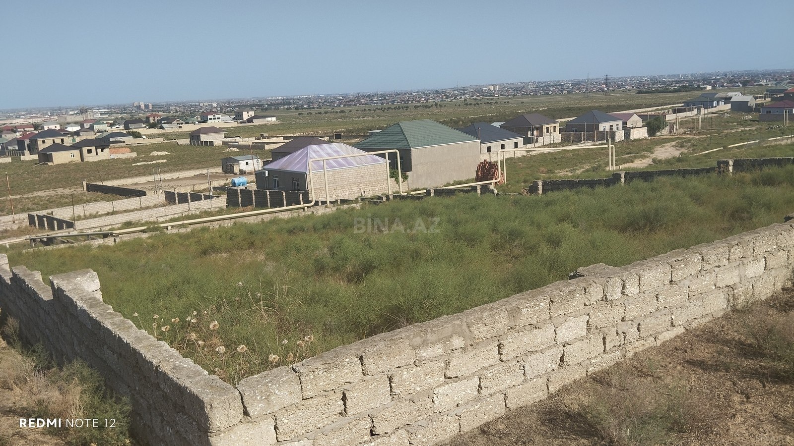 Torpaq satılır, Bakı