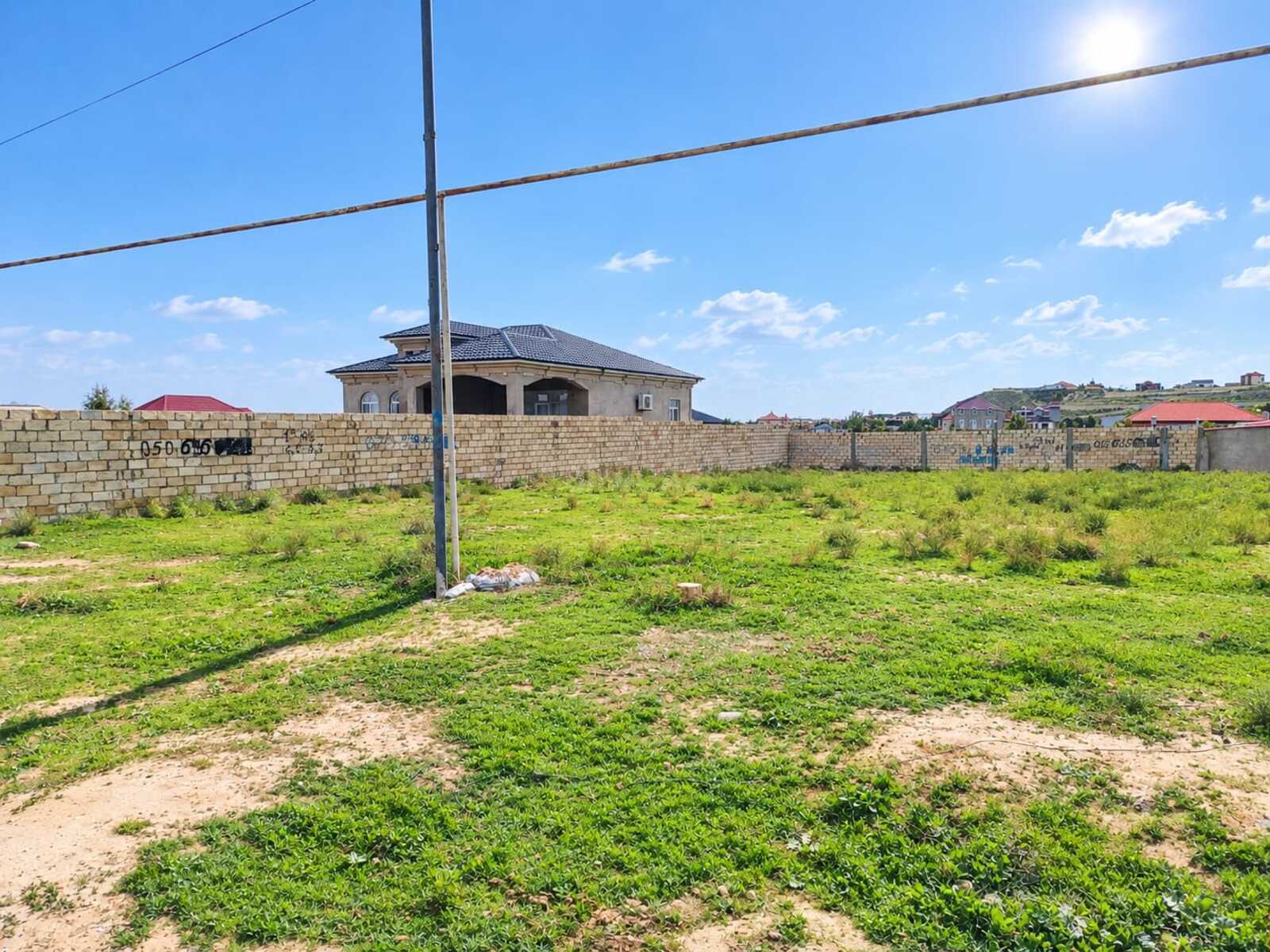 Torpaq satılır, Novxanı, Abşeron