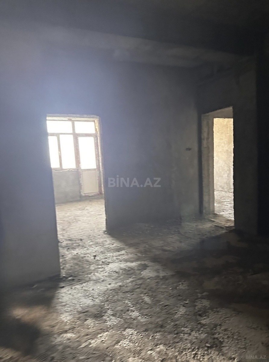 4-room apartment for sale, 8th microdistrict, Baku