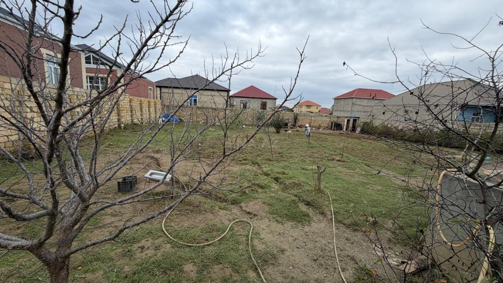 Torpaq satılır, Maştağa, Bakı
