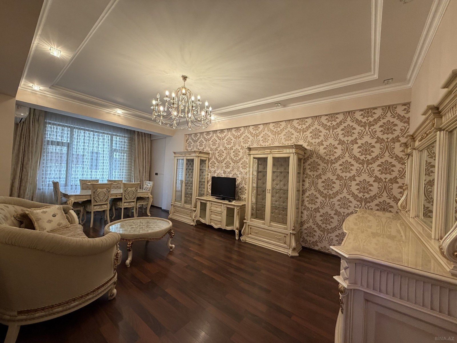 3 otaqlı, 148.0 m², 4-cü mikrorayon